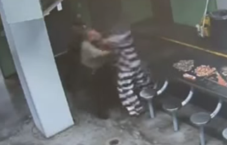 VIDEO: Ariz. Jail Officials Assaulted