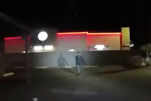 VIDEO: Suspect Ignores Cops, Pulls a Gun, Points at Them, Then Himself…Now What?